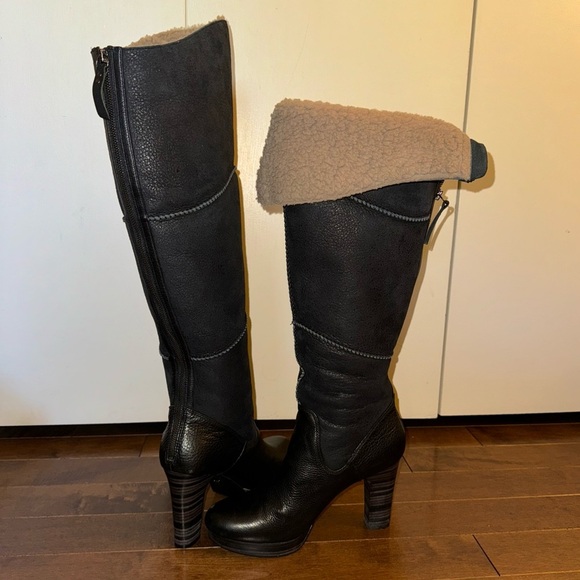UGG Over The Knee Boots In Black Leather And Suede - Picture 5 of 16